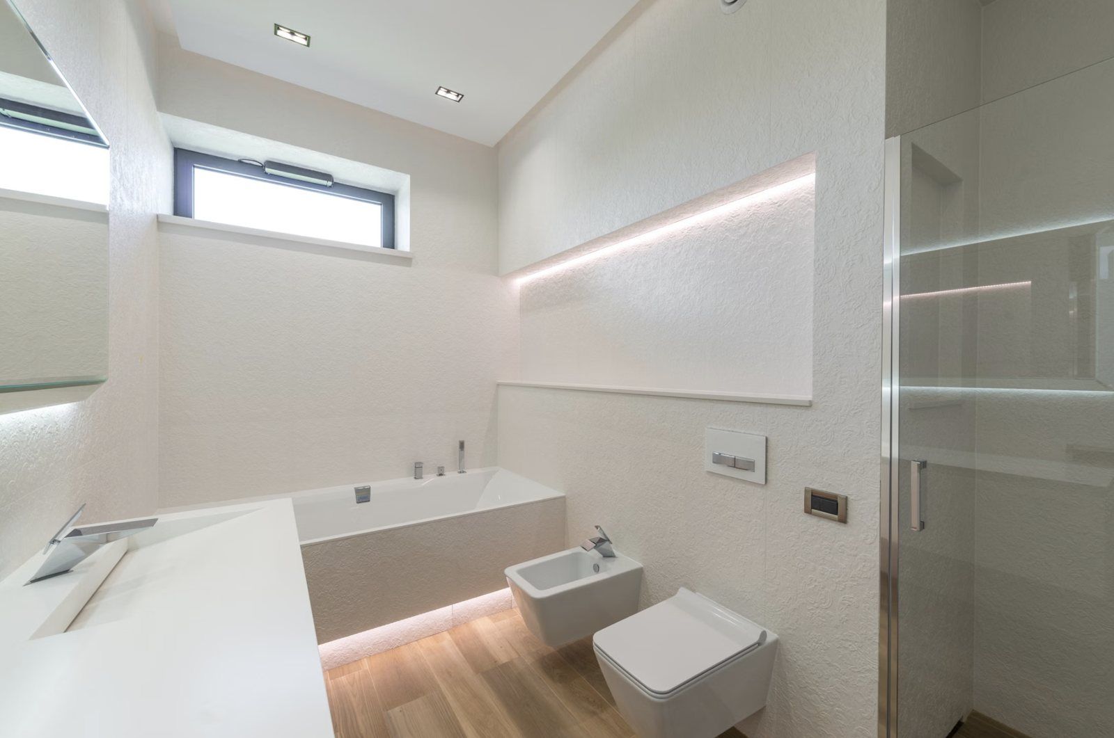 Bathrooms and kitchens at a fixed price
