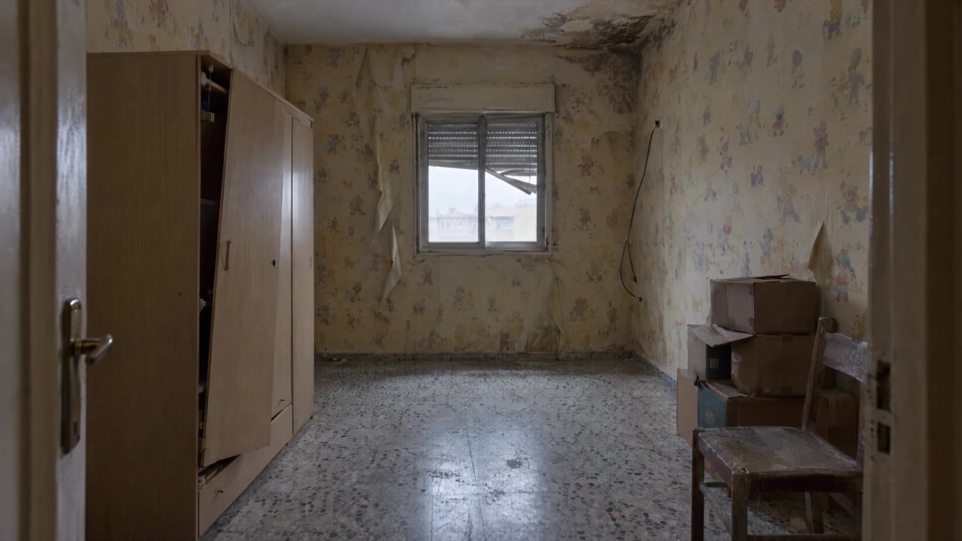 Estado inicial antes de la reforma — Dormitorio infantil